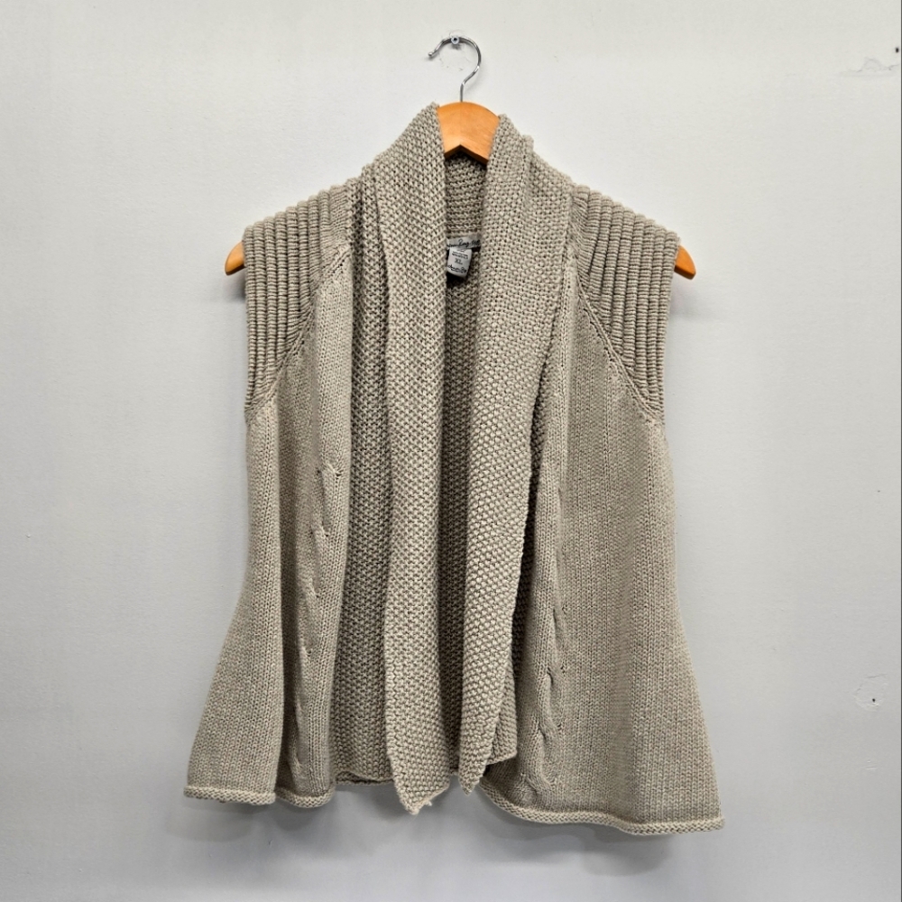American Rag Girl shrug sweater with cable knit details